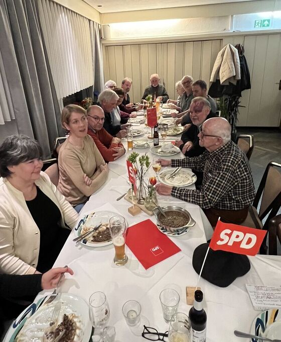 Traditionelles Treffen zum Graue-Erbsen-Essen